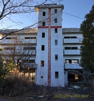 廃墟化した別荘地に佇む絶景の廃墟ホテル「飯盛山荘」 - カスタムライフ（廃墟心霊秘境スポット凸部）