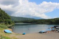 『ああ西湖よ歌碑』とは？二つの集落を飲み込んだ足和田土石流災害を振り返る