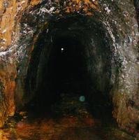 No:014【新潟県】里山に佇む「世界一神社」！暗黒の隧道を抜けた冒険者のみ到達可能！！ - 週末大冒険