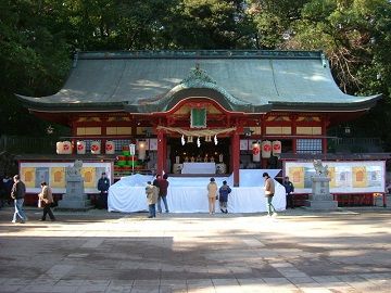 八幡朝見神社