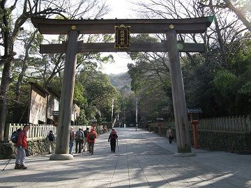 枚岡神社