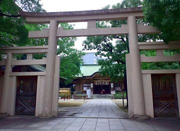 坐摩神社