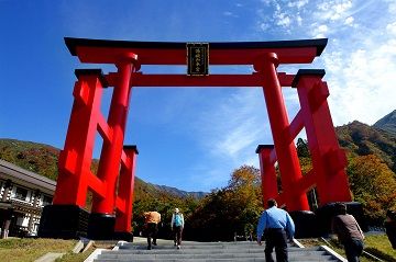 湯殿山神社