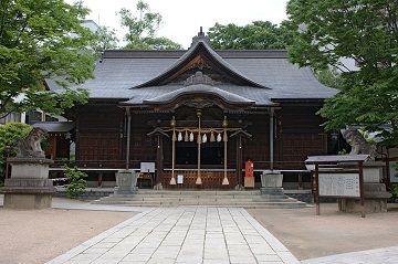 四柱神社