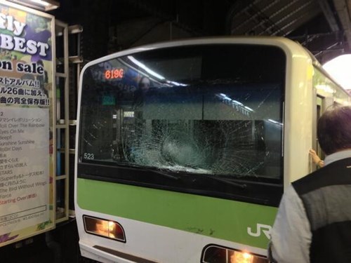 JR山手線秋葉原駅で人身事故の写真