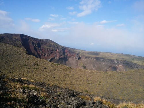 三原山