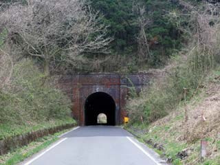 旧品井沼トンネル（根廻トンネル）