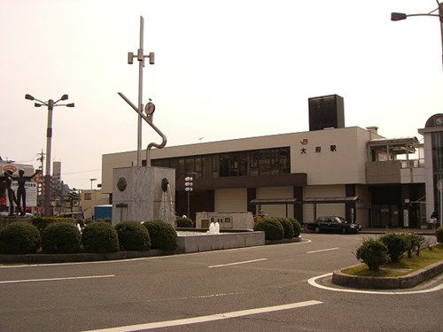 大府駅前