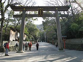 枚岡神社