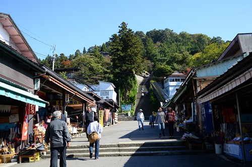 飯盛山