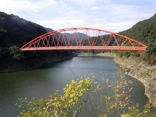 【兵庫県】一庫ダム（龍化トンネル）の画像