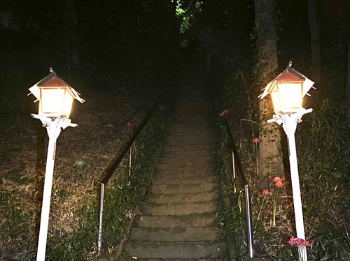 滝の城跡公園（城山神社）