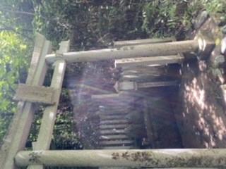 大岩神社