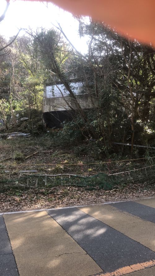 【福岡県】油山観音下の廃ホテルの画像