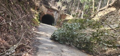 深見隧道(旧深見トンネル)の写真