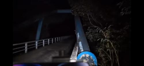 渓谷橋の写真