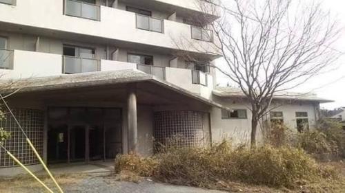 幽霊マンションの写真