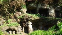 神奈川県逗子市の心霊スポット「まんだら堂やぐら群」