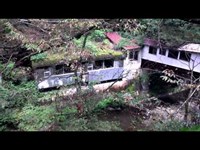 富山の廃墟 下の茗温泉 2Fから